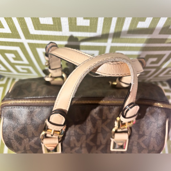 3 PC. MK Signature Coated Canvas Grayson Boston Crossbody, Wallet, & Dust Bag - Picture 11 of 15